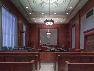 courtroom-898931_1920